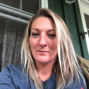 Meet your Posher, Cassandra